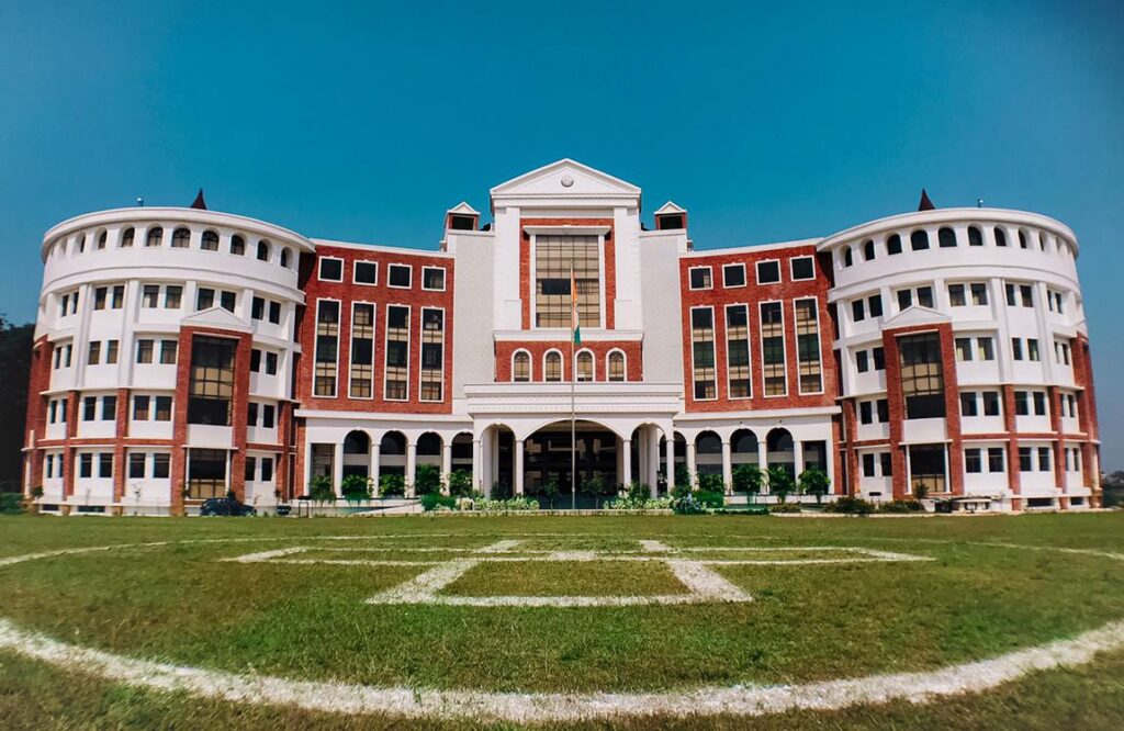 Best MBA Colleges in Dehradun 3 Graphic Era Hill University